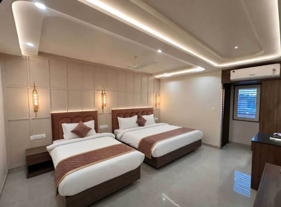 Premium bedding, desk, laptop workspace, soundproofing