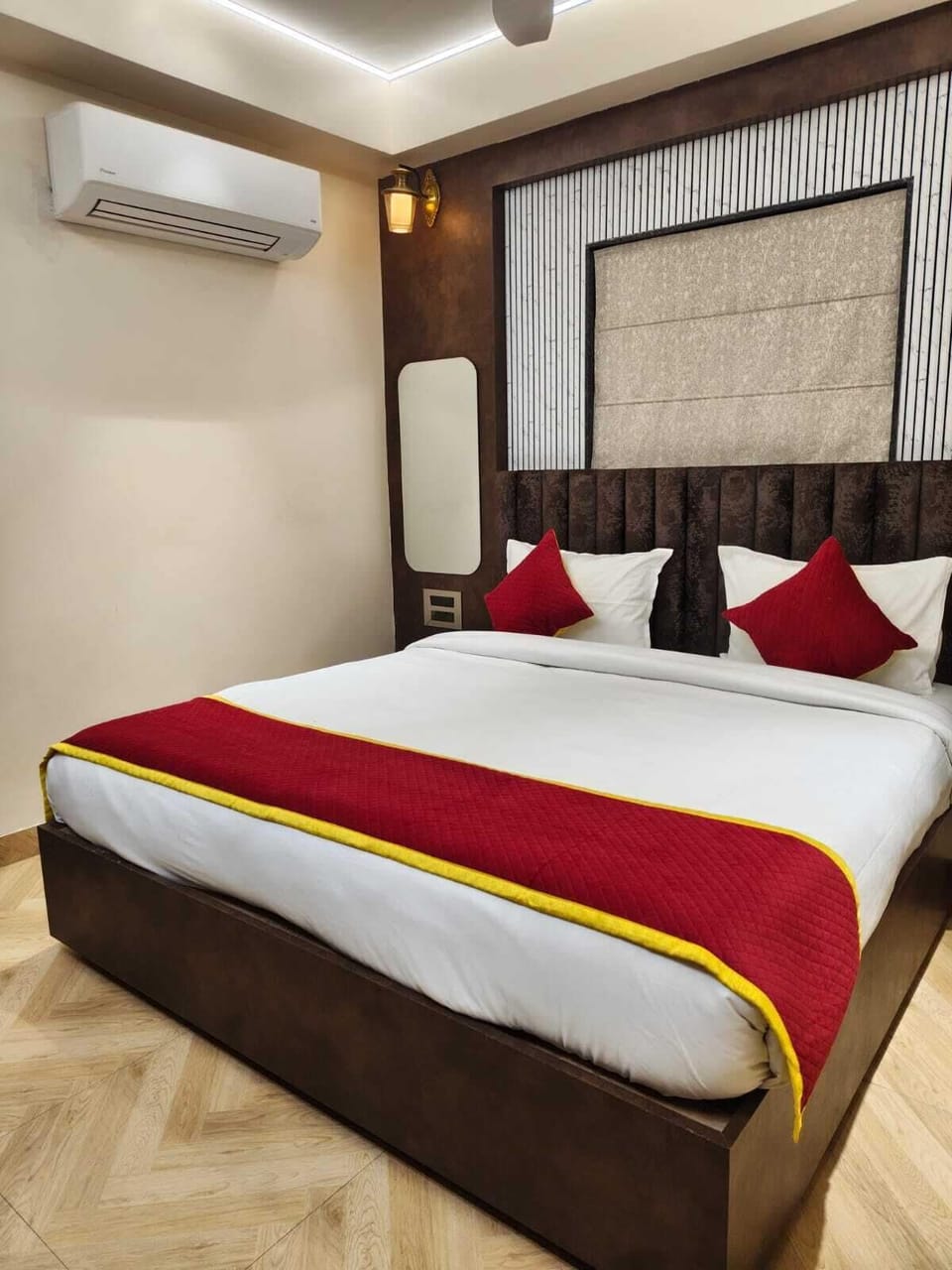Deluxe Room | Premium bedding, minibar, individually furnished, desk