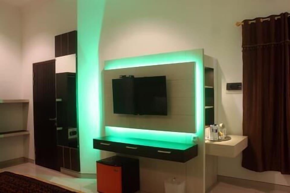 Family Triple Room, Non Smoking | Room amenity