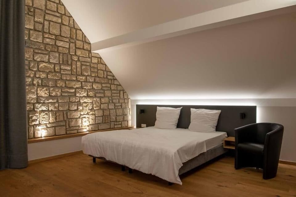 Standard Double Room | Hypo-allergenic bedding, desk, blackout drapes, iron/ironing board