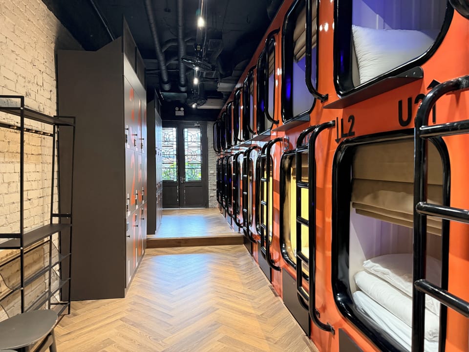 Standard Cabin, City View | Free WiFi, bed sheets