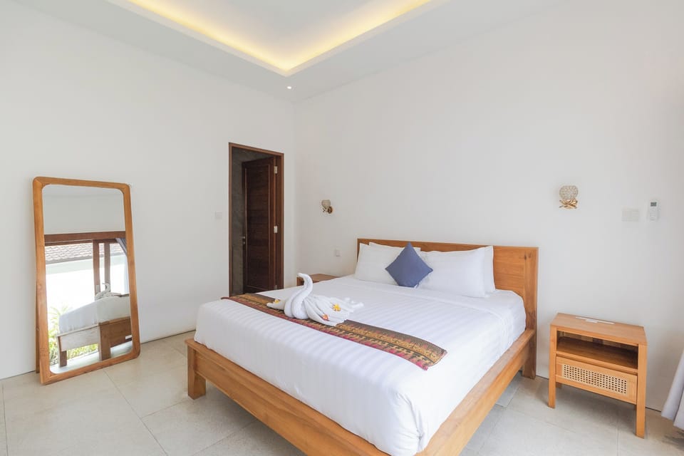Deluxe Double Room | Desk, blackout drapes, free WiFi, bed sheets