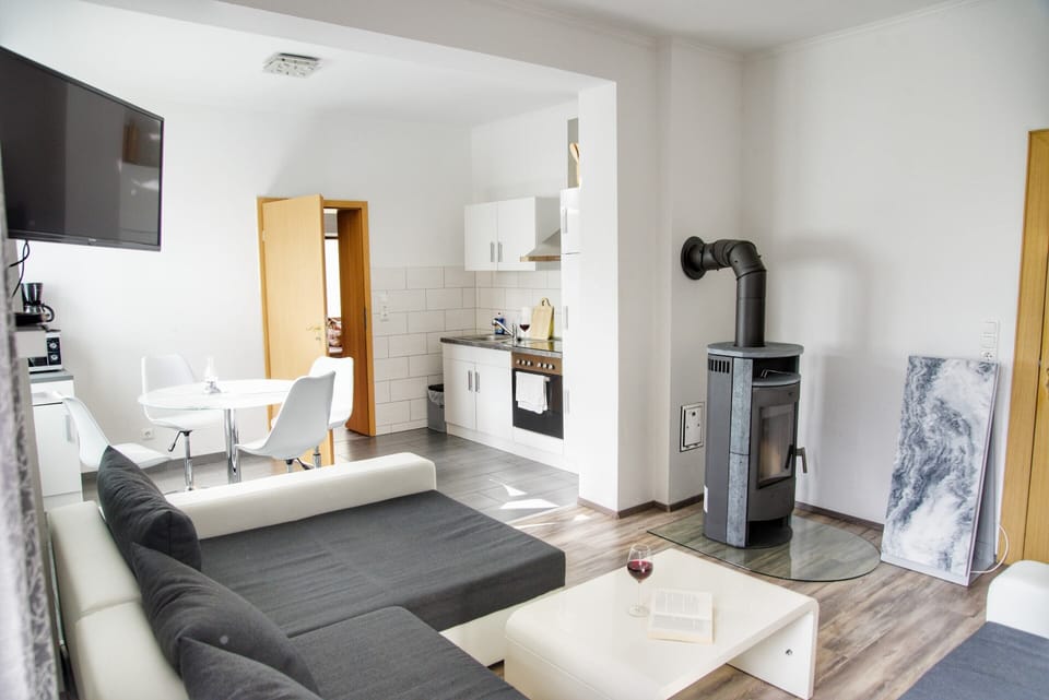 Apartment | Dining