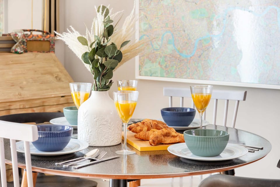Dining details