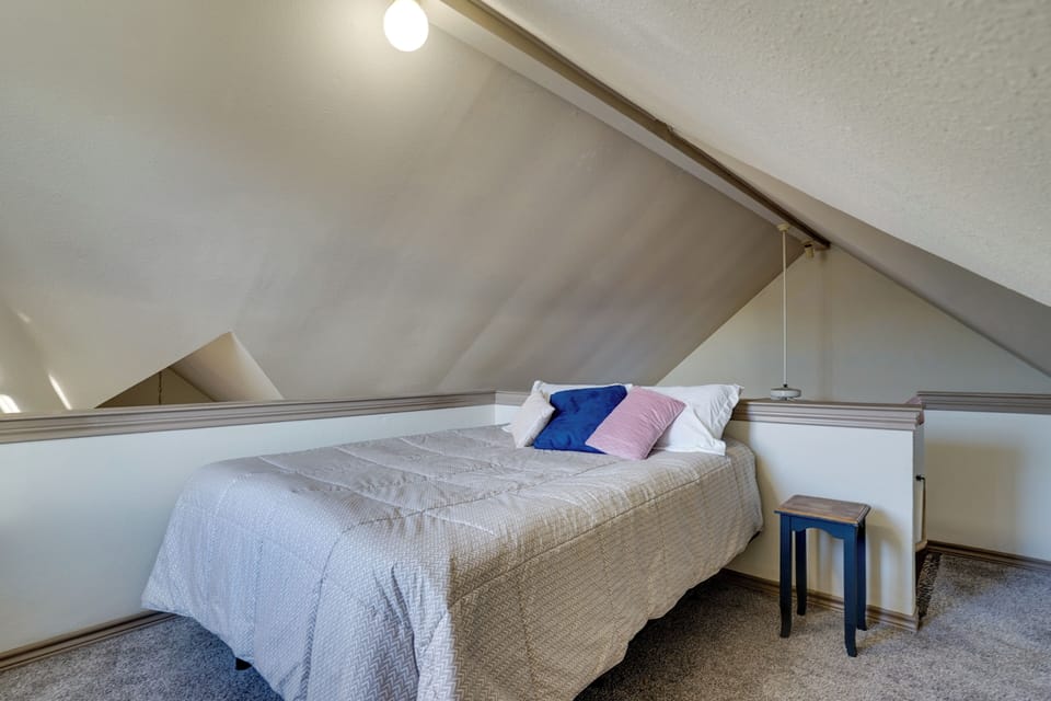House (2 Bedrooms) | Interior