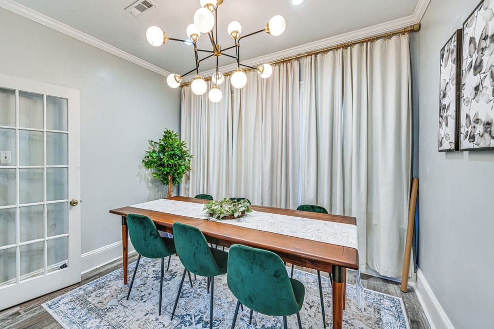 House (3 Bedrooms) | Interior