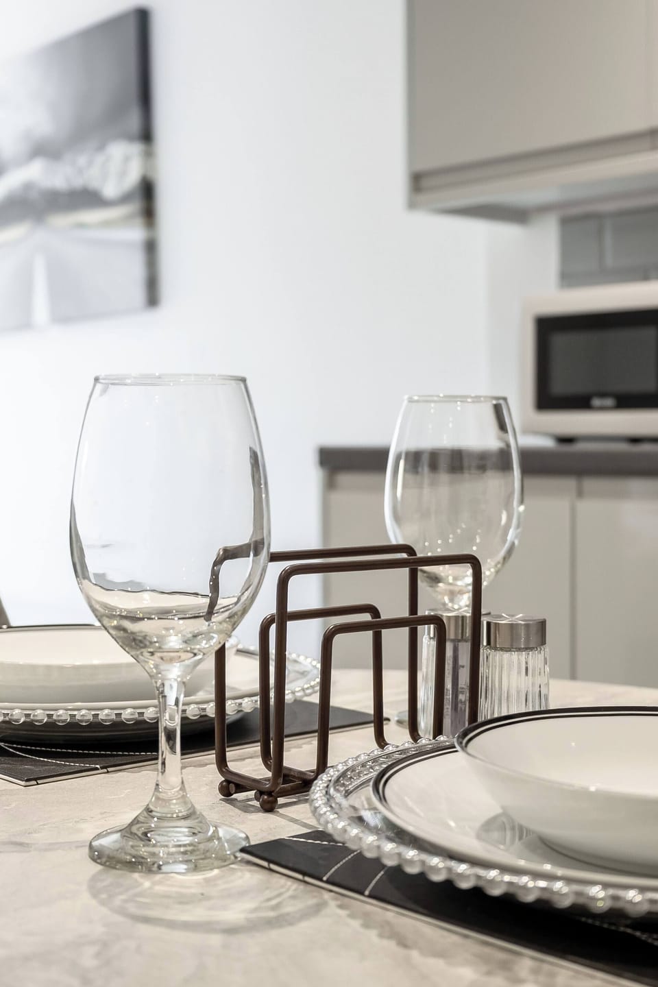 Apartment, 2 Bedrooms, Smoking, City View | Dining