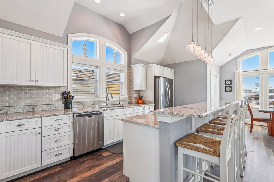 Main Level,Kitchen,