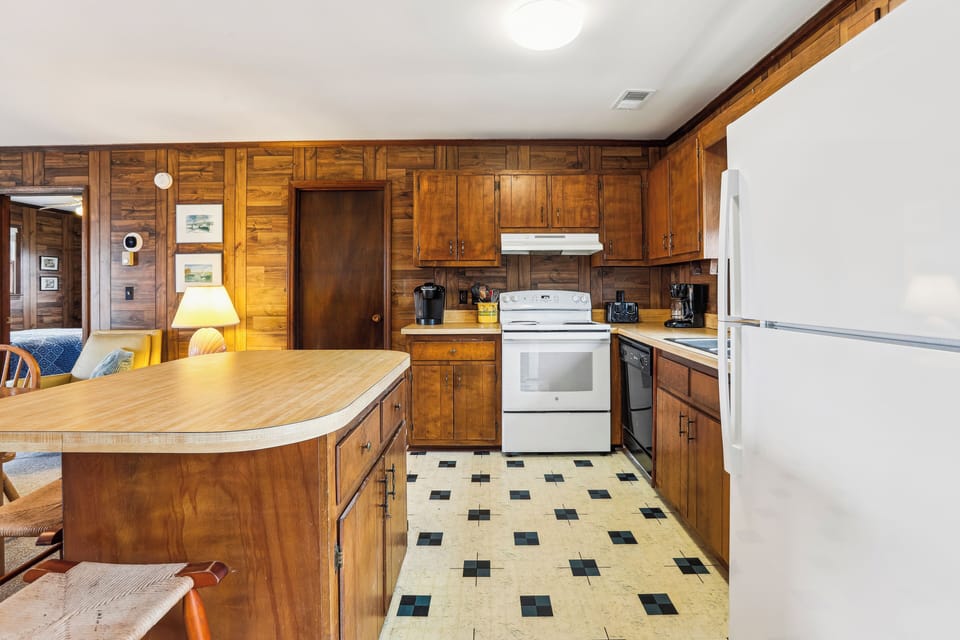 Main Level,Kitchen,