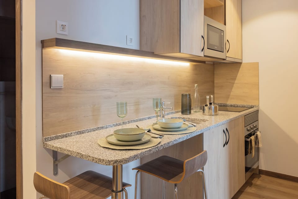 Oven, stovetop