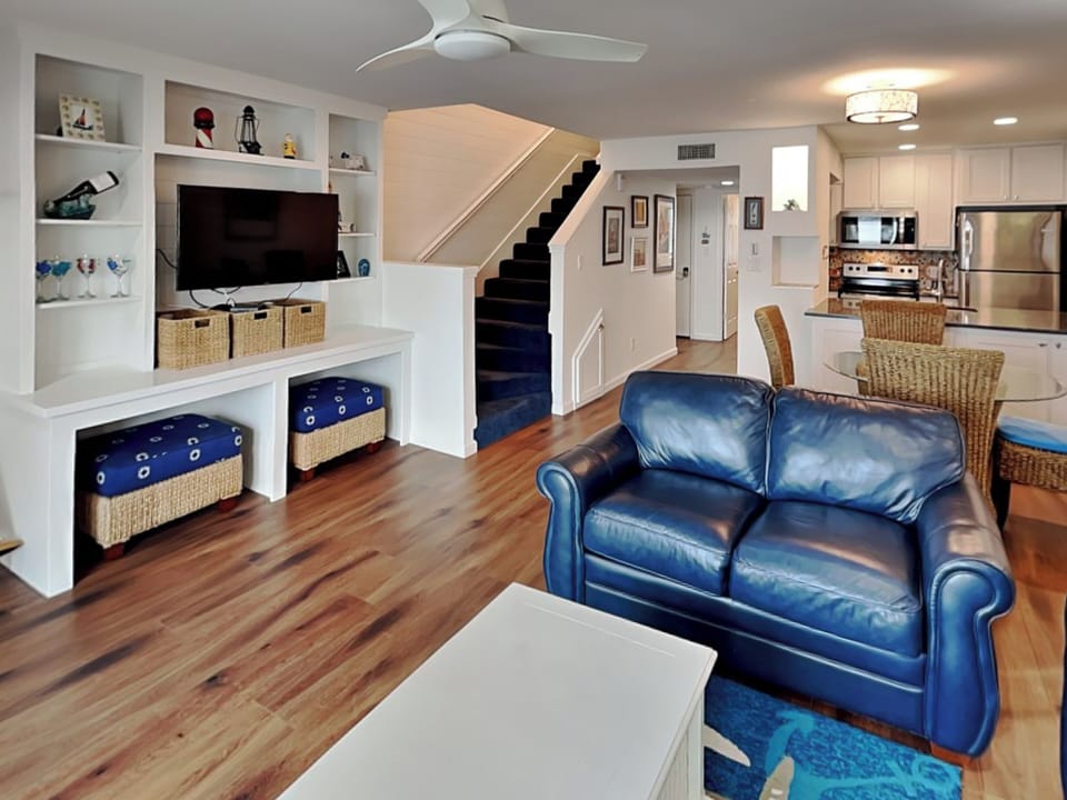 Condo (3 Bedrooms) | Property amenity