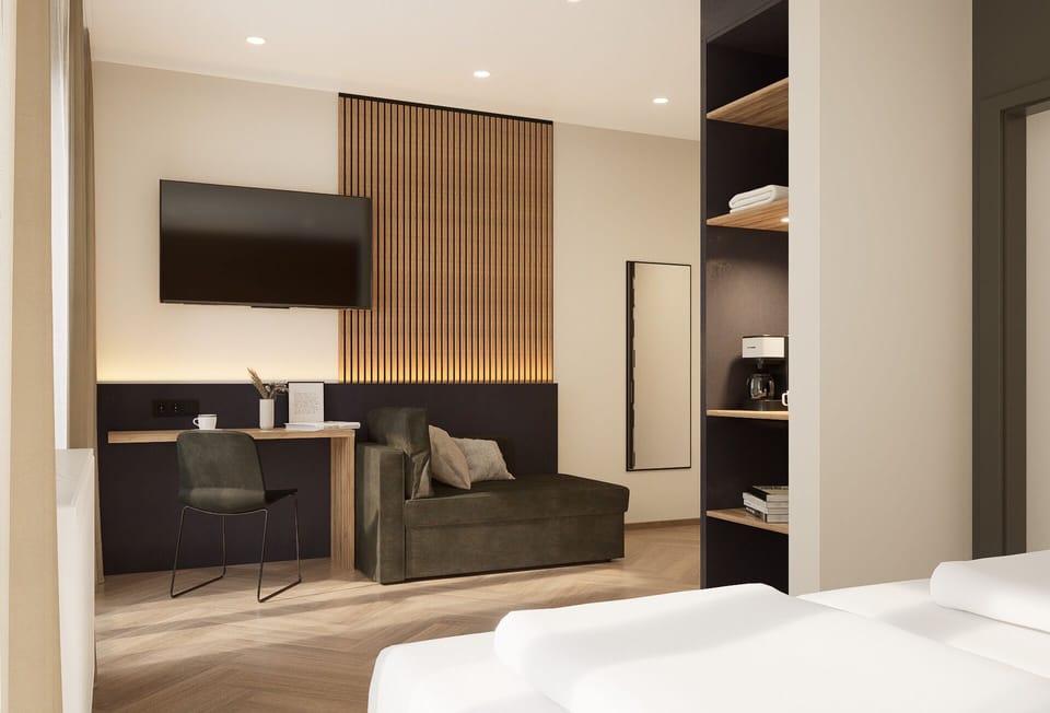 Comfort Double Room | In-room safe, desk, laptop workspace, blackout drapes