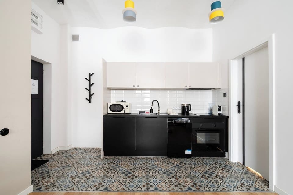 Łódź City Centre One Bedroom Apartment with Parking | Book Now With RENTUJEMY