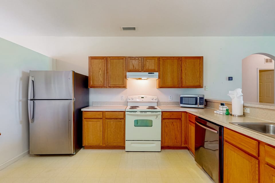 House, Multiple Beds, Patio, Garden View (Palm Bay Cove) | Private kitchen | Fridge, microwave, oven, dishwasher