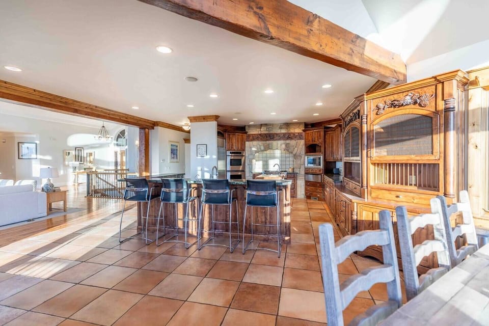 Comfortable dining setup
