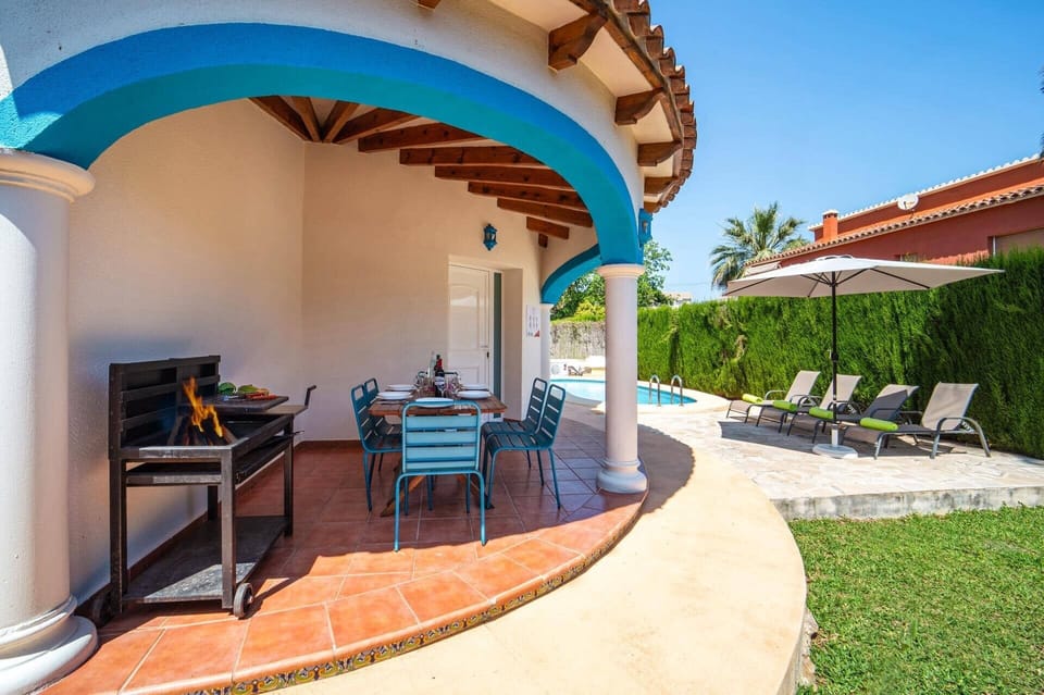 Villa Libra image