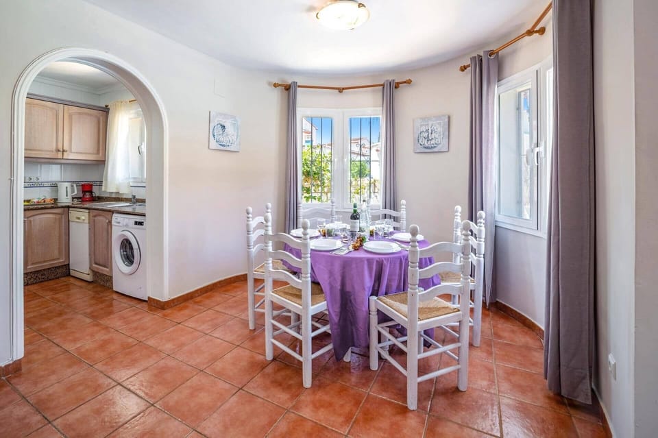 Villa Libra image