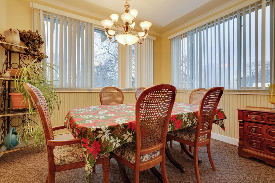 Dining Room | Single-Story Unit
