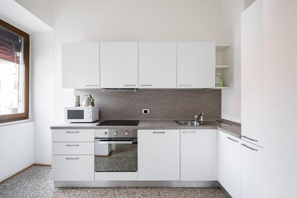 Apartment, City View | Private kitchen