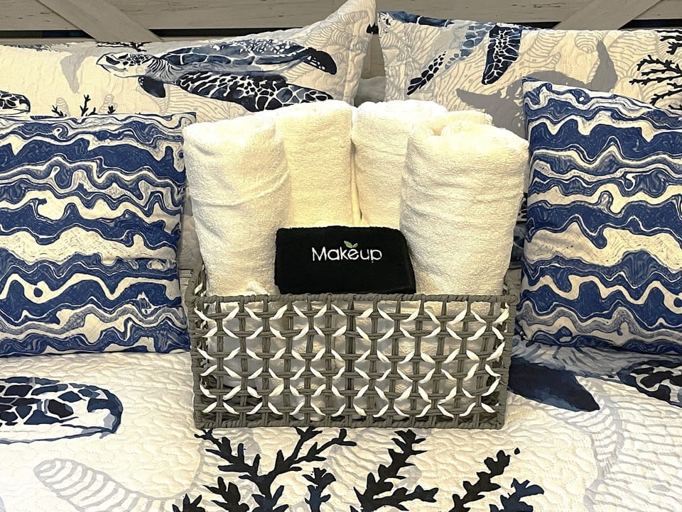 Towels and Linens Included With All Bedrooms