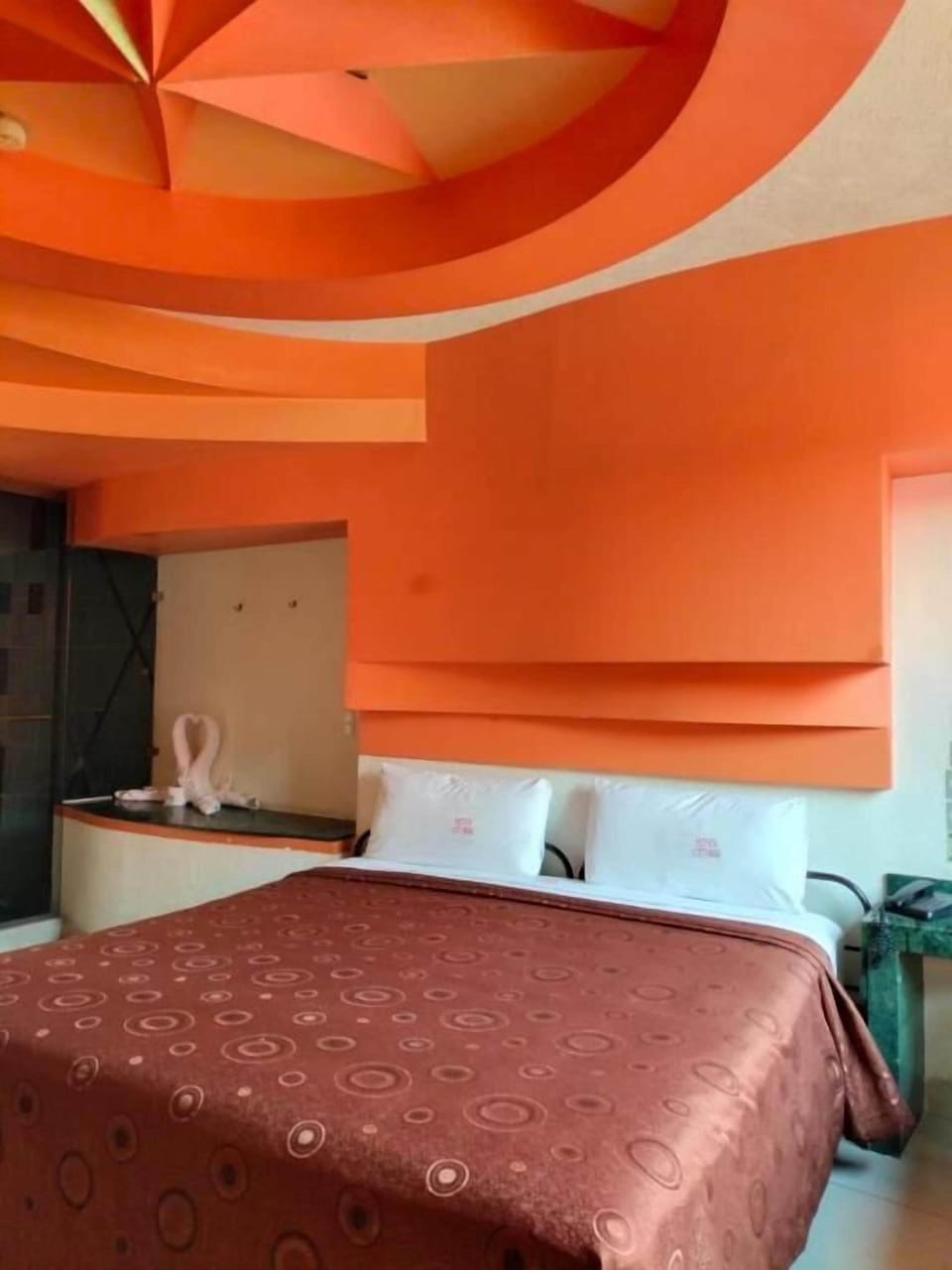 Standard Double Room | Free WiFi