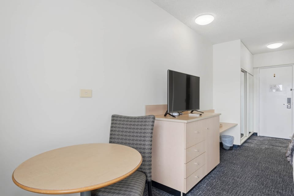 BathurstOneBedRetreatsTasmaniaJan2025 15