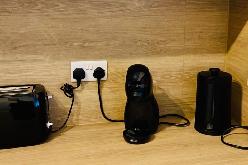 Toaster, Coffee Maker & Kettle