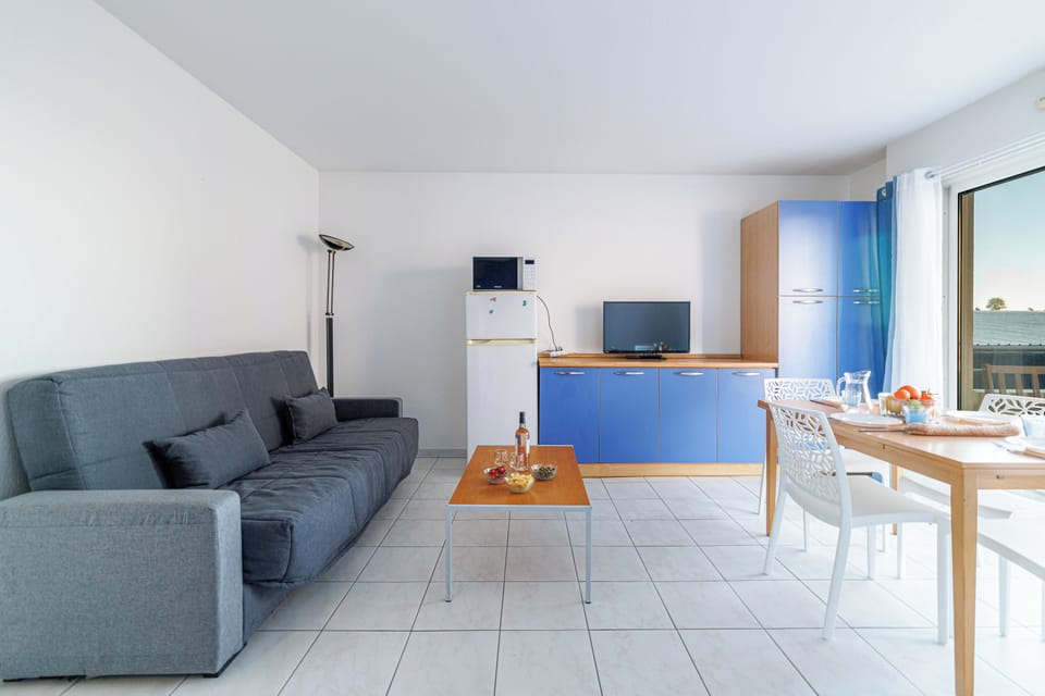 Living and dining room