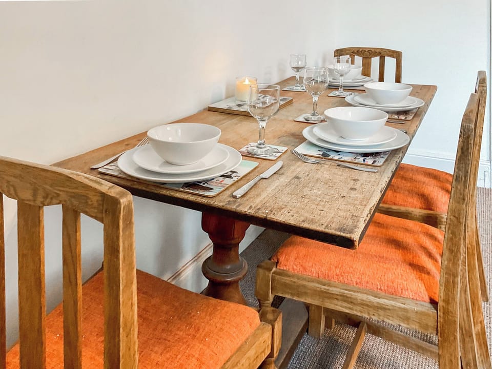 Dining Area | Old Coastguard Cottage, Freshwater