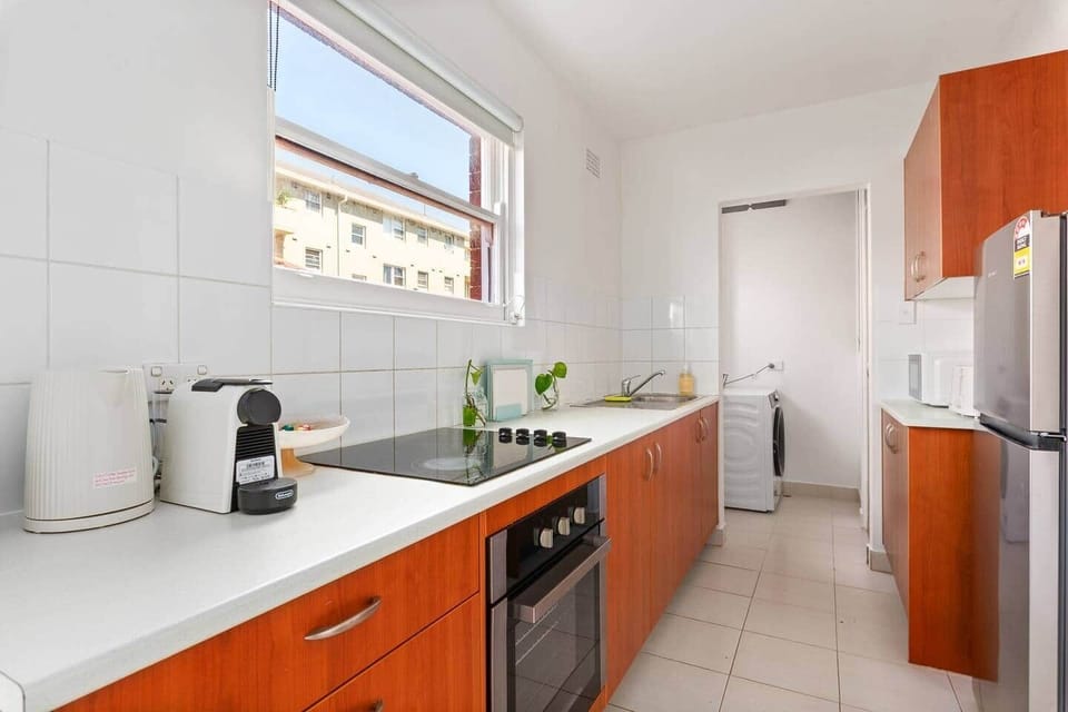 Very spacious kitchen with Nespresso machine, oven, refrigerator, induction plate, washing machine
