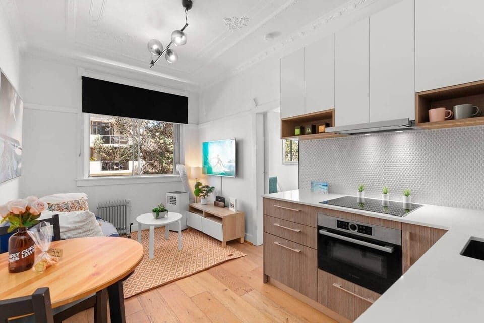 Very practical kitchen with induction electric plates, dishwasher, oven

#bondi #bondi beach #beach #center #curlewis #beach #sea #bondi junction #coogee #bronte