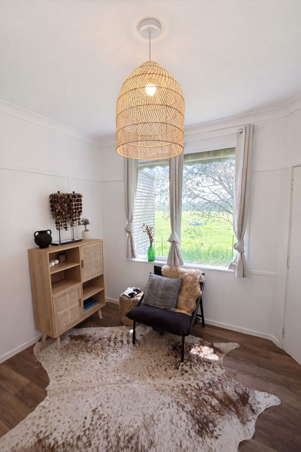Reading nook near kitchen 