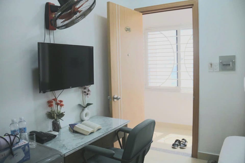 Standard Double Room | Desk, free WiFi, wheelchair access