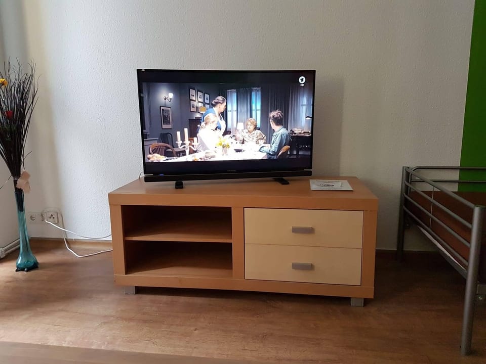 Basic Apartment, 2 Bedrooms, Courtyard Area | Hypo-allergenic bedding, individually decorated, individually furnished