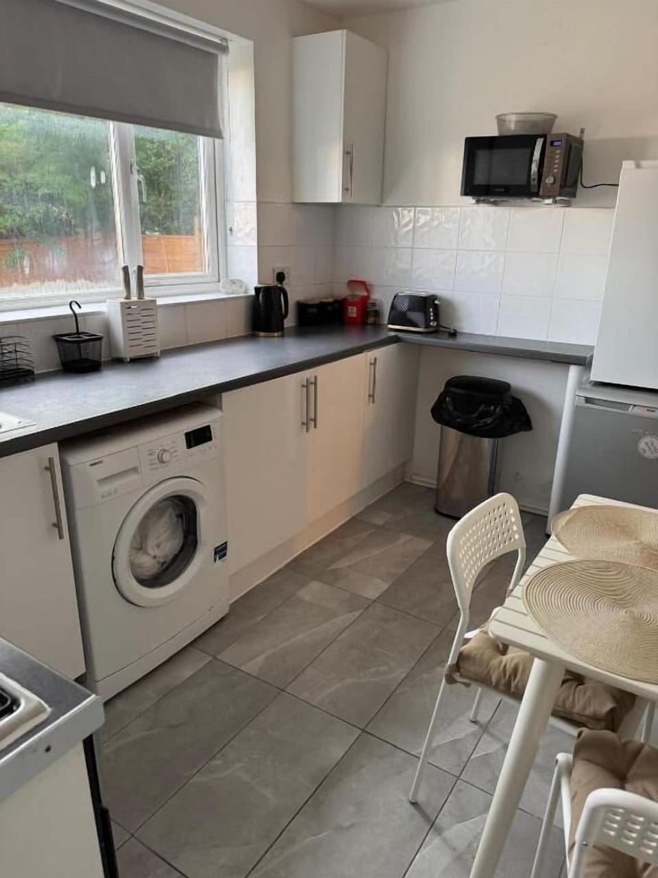 Apartment, 2 Bedrooms, Garden View | Laundry
