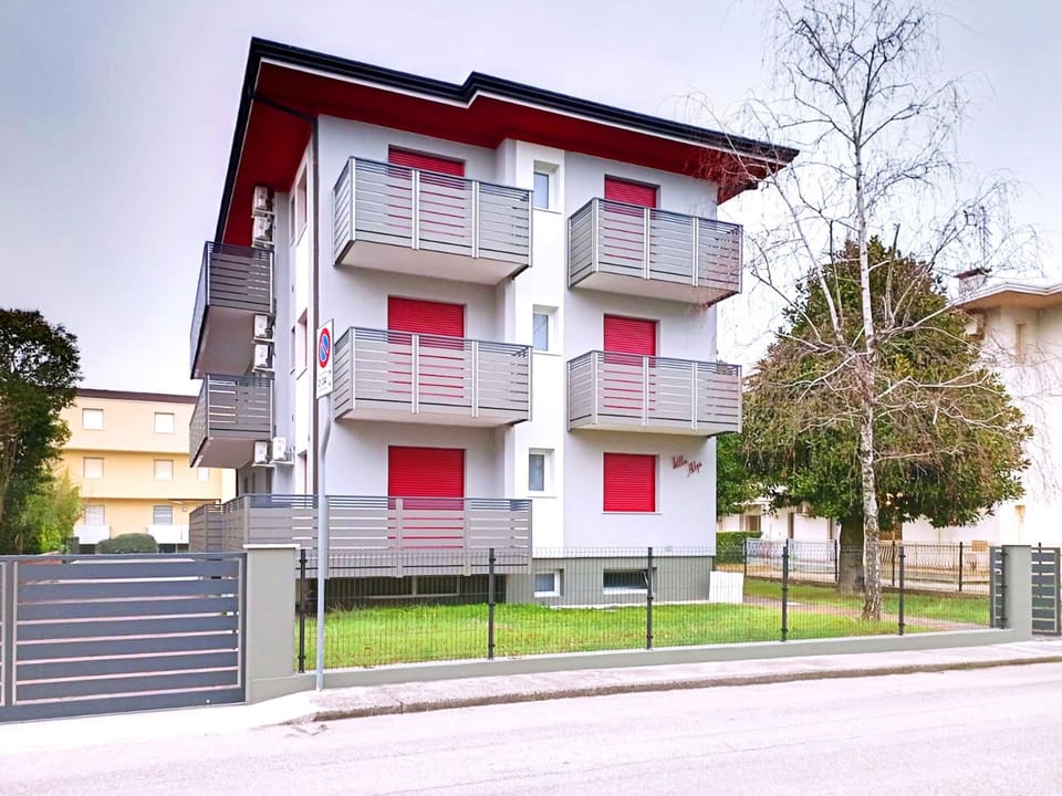 Apartment, 1 Bedroom, Balcony, City View | Front of property