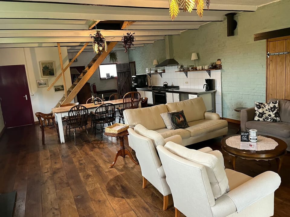 Natuur Vakantie Bonte Haan - Natuurhuisje De Stal - dining room