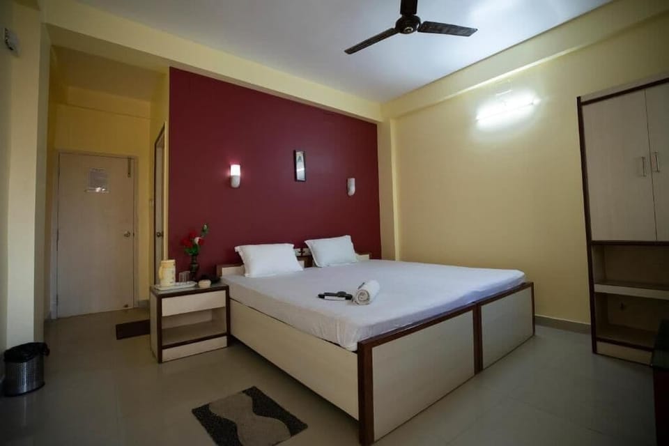 Deluxe Double Room | Desk, free WiFi