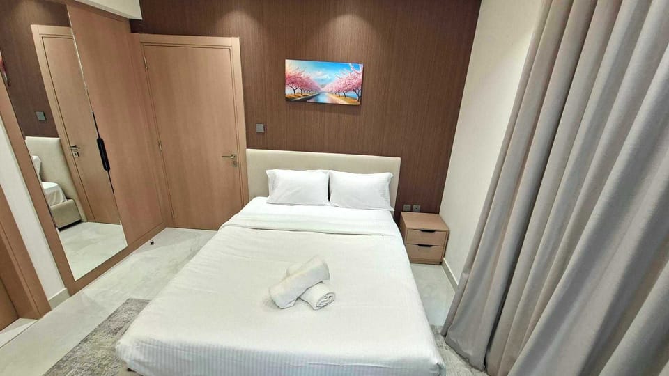 Standard Apartment, 1 Bedroom | Premium bedding, desk, free WiFi, bed sheets