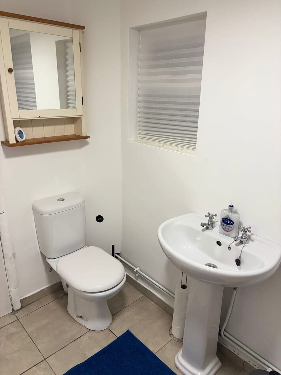 Cozee 2-bed nr New Cross Hospital House in Wolverhampton