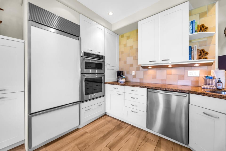 Fully equipped kitchen ready for fresh island cooking