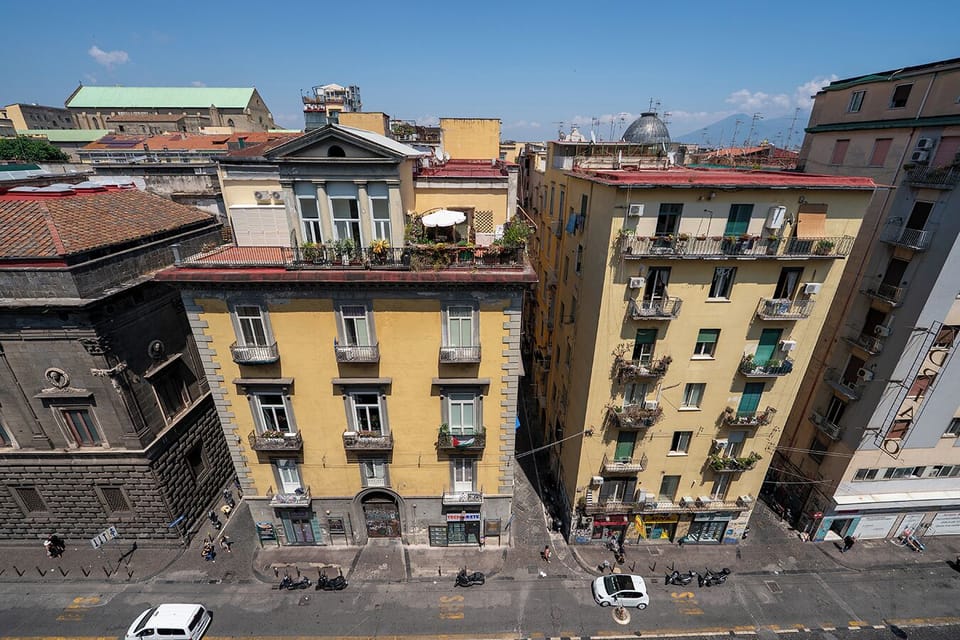 Camera Superior, edificio separato, via Del Chiostro 25 | View from room