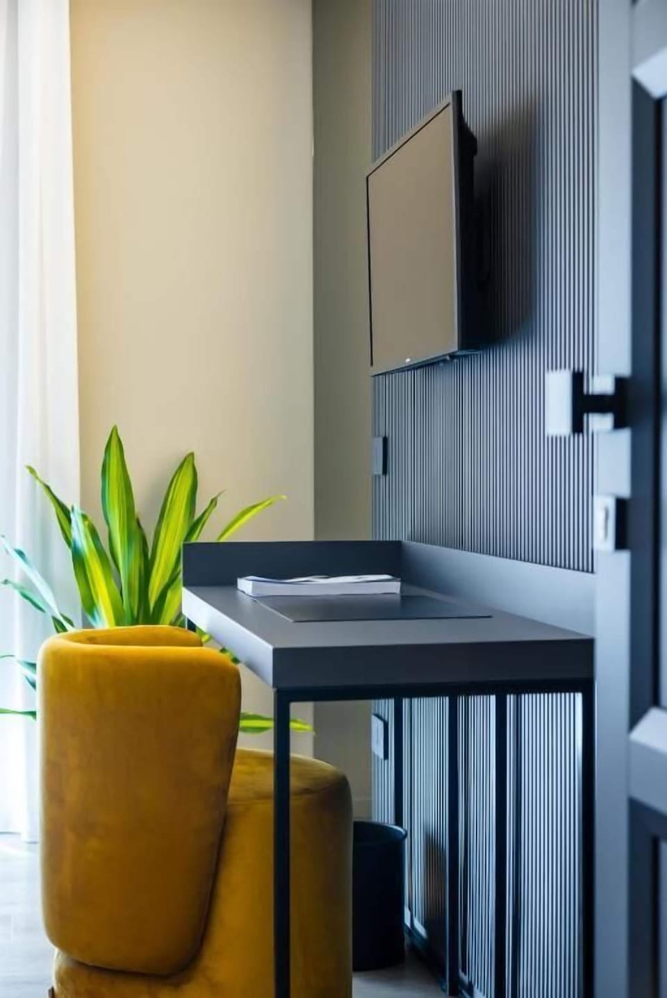 Deluxe Double Room | In-room safe, laptop workspace, blackout drapes, soundproofing