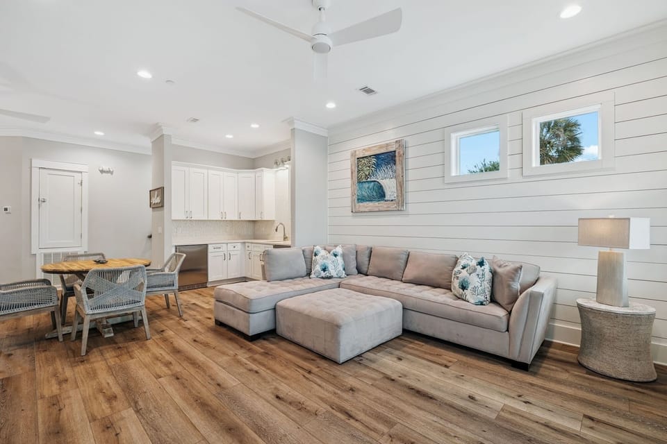Array_114OverlookCir-65