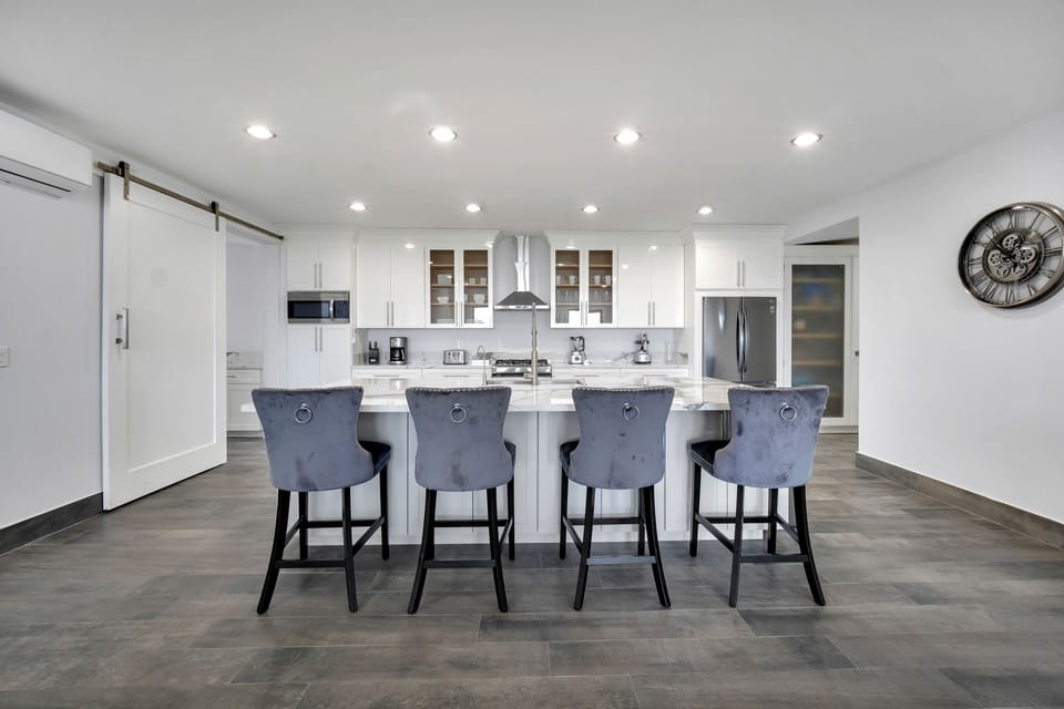 Host unforgettable moments in your private chef's kitchen.