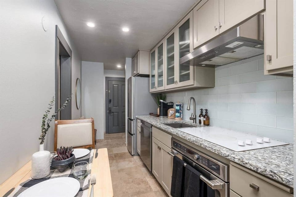 Kitchen/Dining