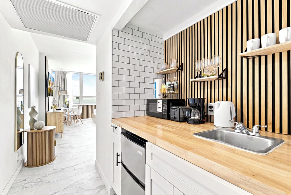 Private kitchenette