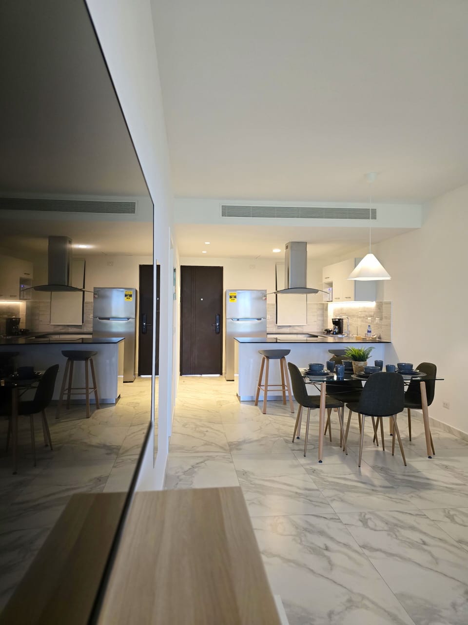Exclusive Apartment | Living area | 55-inch LED TV with digital channels, Netflix, streaming services