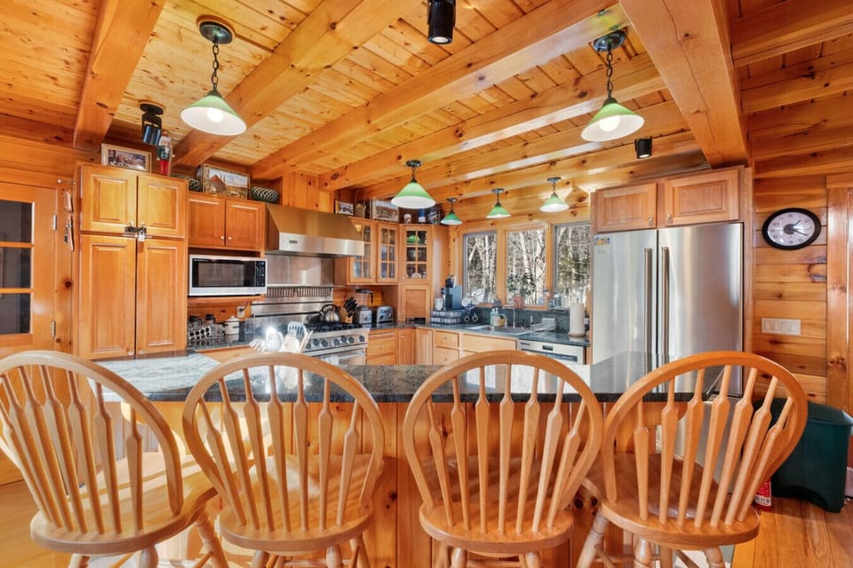 Enjoy breakfast and meals with friends and family