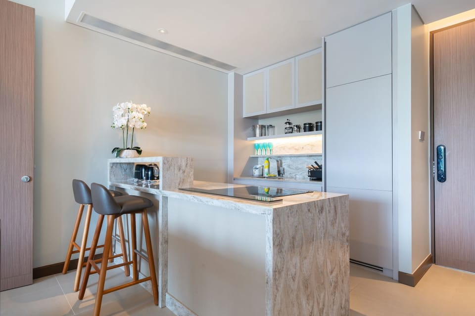 Exclusive Apartment, 2 Bedrooms (Angsana Lakeside Luxury Jazuzzi Suite) | Private kitchen | Full-size fridge, microwave, oven, stovetop